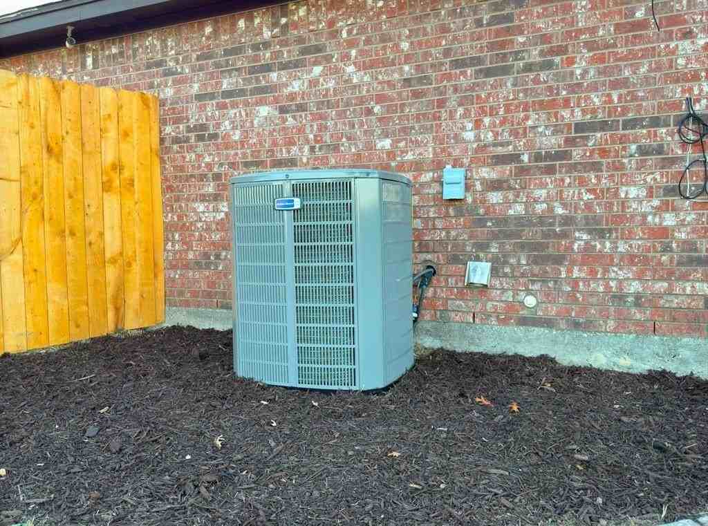 9201 Rhea Dr - Photo 6 of 31