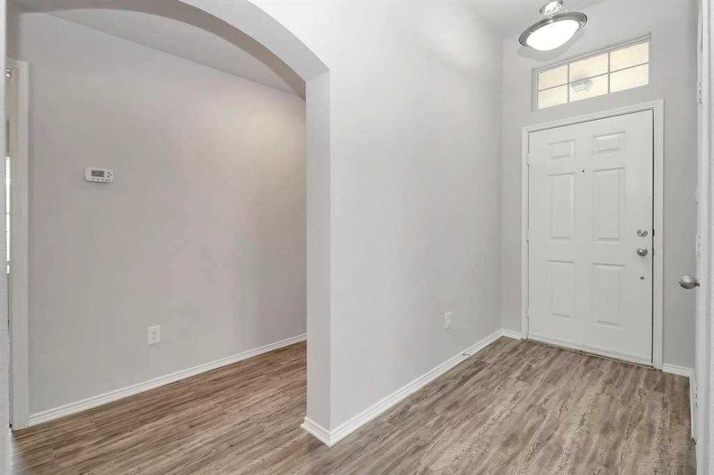 5528 Ridge View Drive - Photo 4 of 16