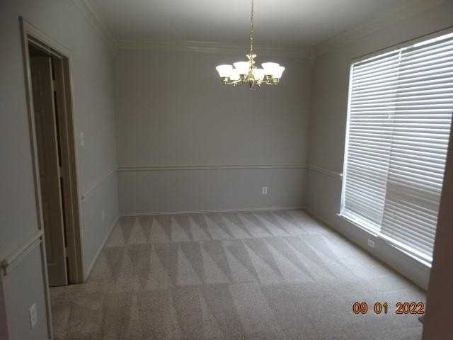 9718 Cliffside Dr - Photo 3 of 14