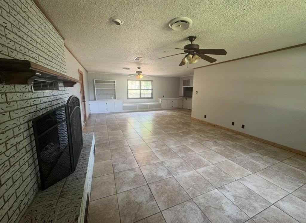 201 Fm 2247 - Photo 4 of 17