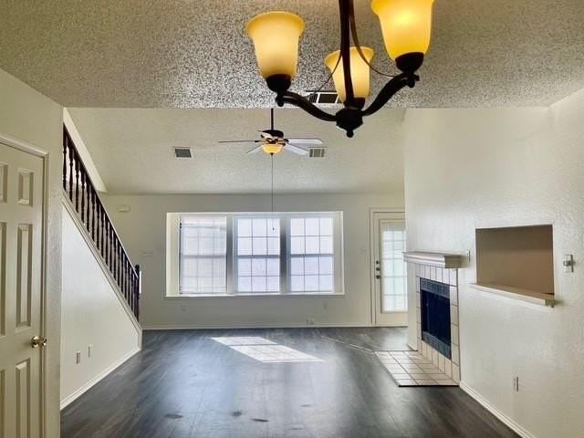 6709 Driffield Cir W - Photo 4 of 30