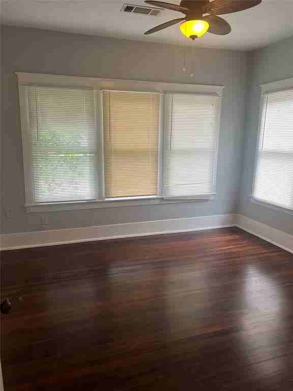 5242 Richard Ave - Photo 5 of 15