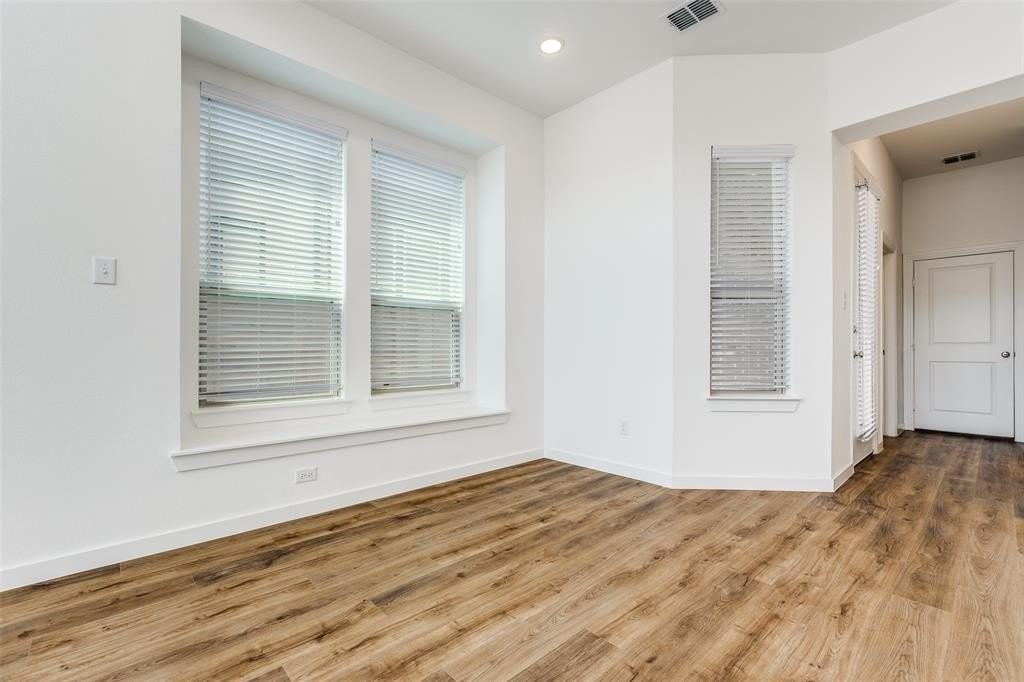 367 Somerville Dr - Photo 7 of 25