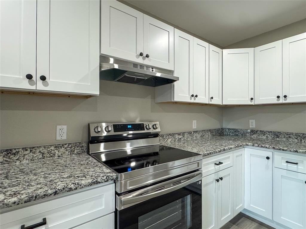 216 Smith Cir #1 - Photo 2 of 15