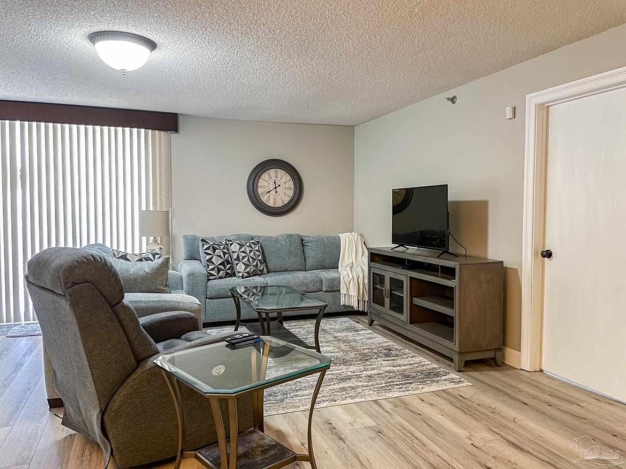 106 Port Royal Way - Photo 4 of 26