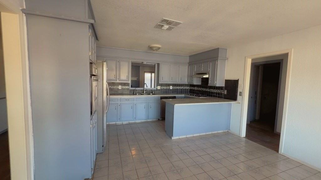 4007 Saint Andrews Dr - Photo 4 of 16