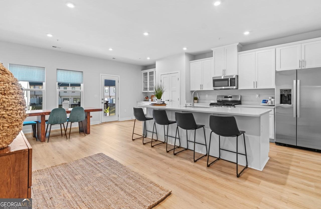 205 Climbing Ivy Cir - Photo 7 of 31