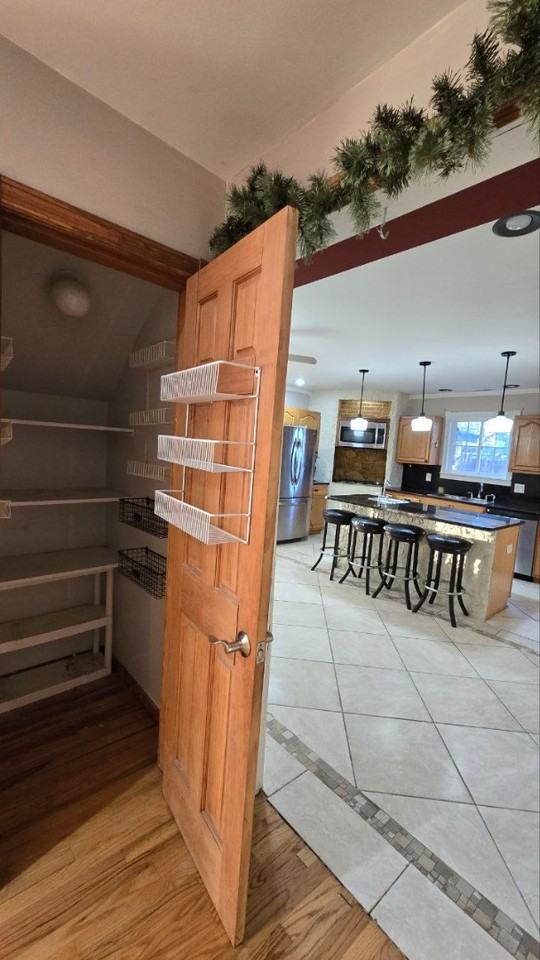 103 E Saint Marys St - Photo 4 of 21