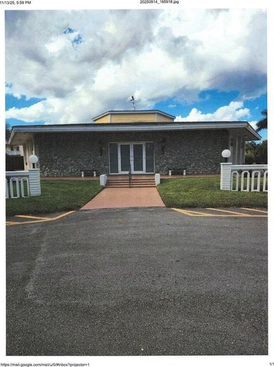 4411 Nw 16th St - Photo 6 of 18