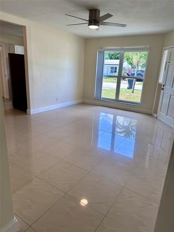 6840 Greene St - Photo 4 of 18