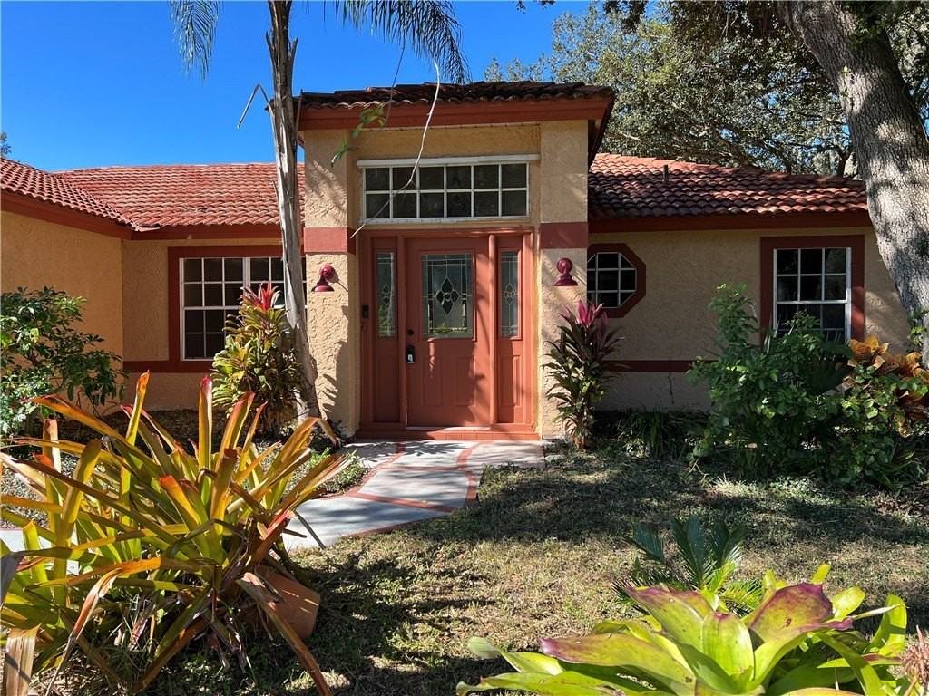 1300 Eldron Blvd Se - Photo 3 of 19