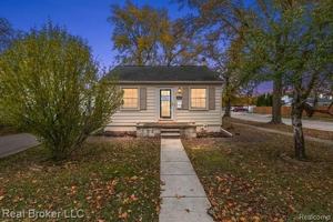 featured image of 3855 Ziegler St