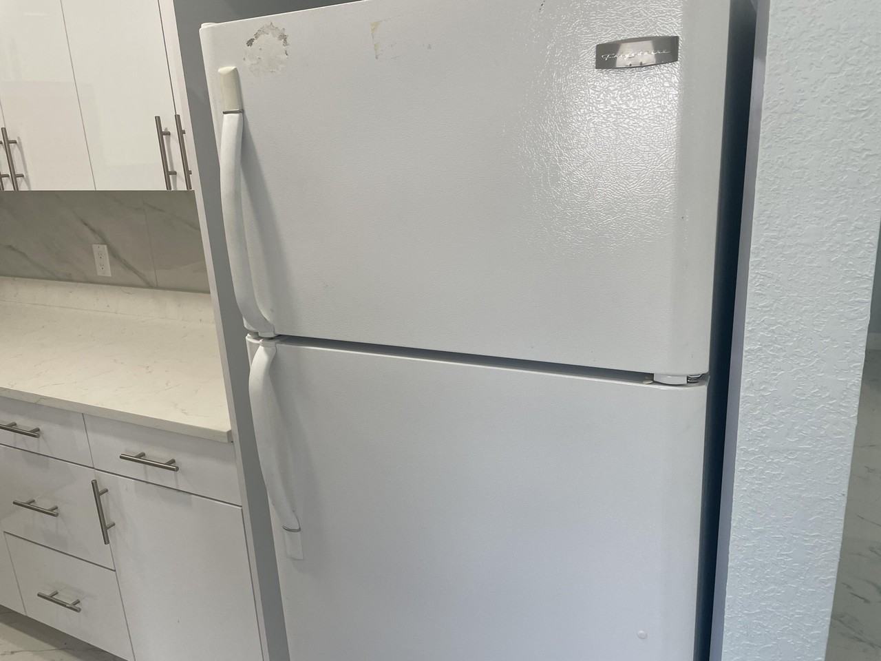 4717 Carver St #2 - Photo 6 of 23