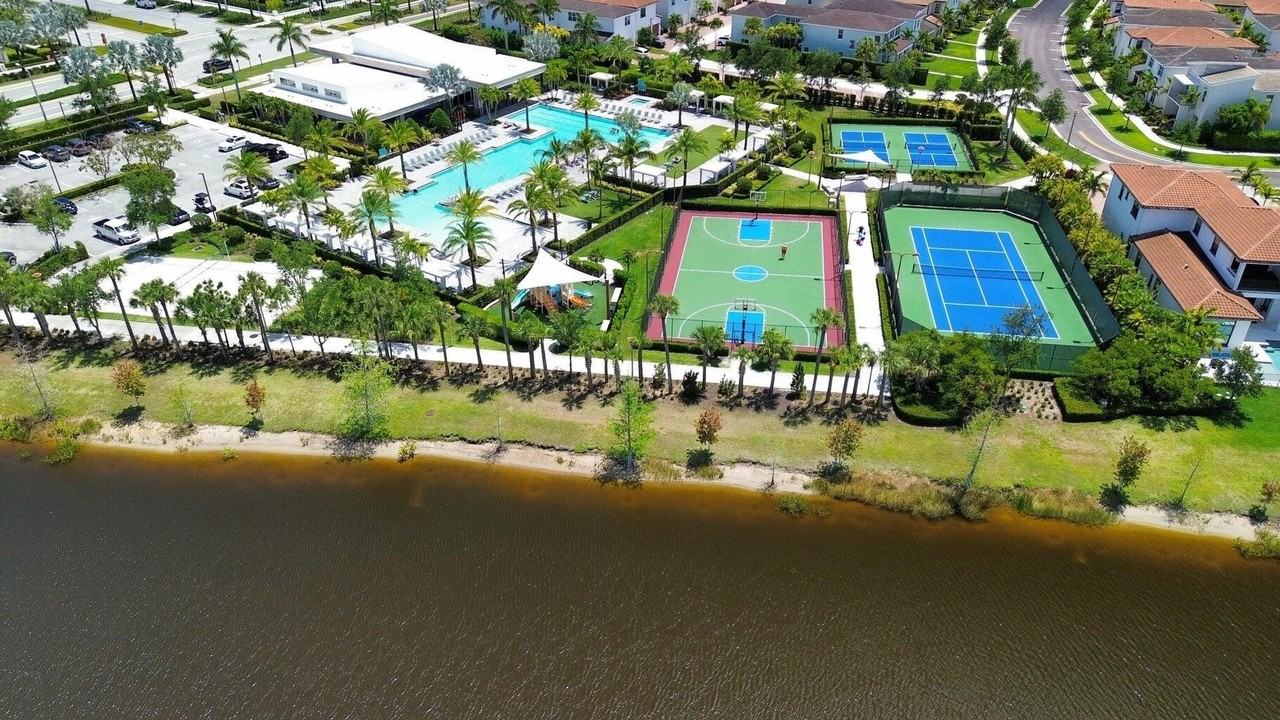 3019 Franklin Pl - Photo 6 of 22