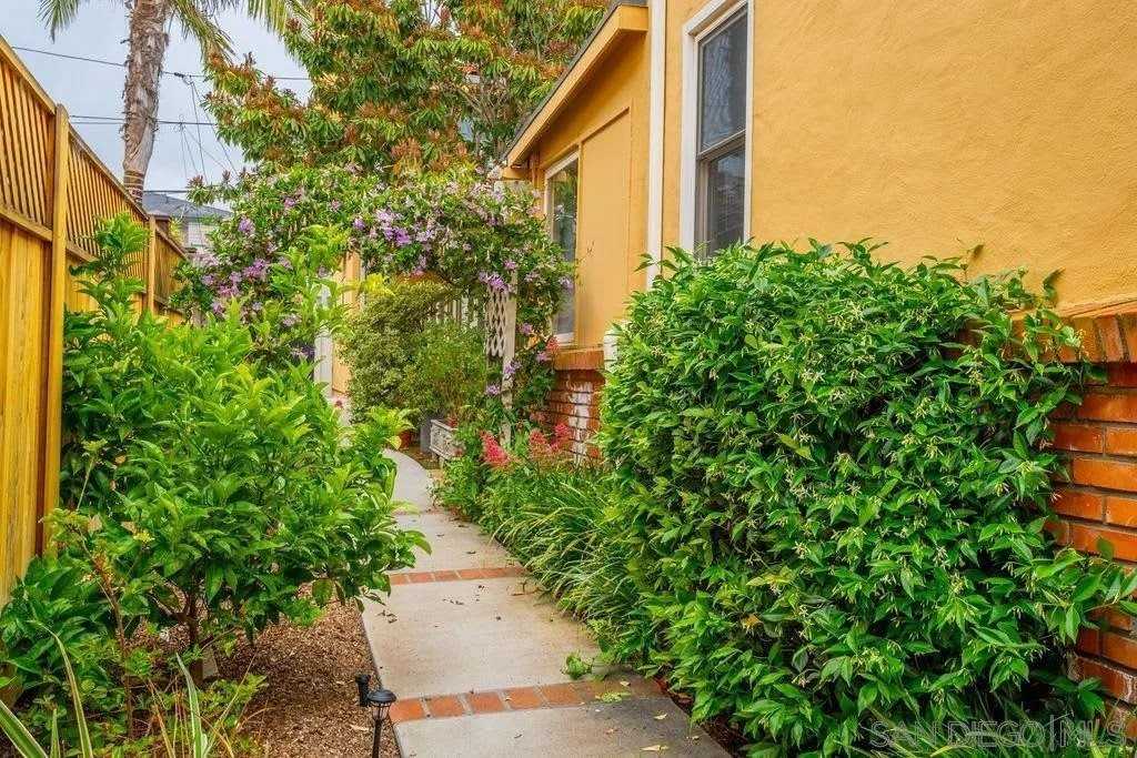 7377 Eads Ave Unit 1 #1 - Photo 6 of 35