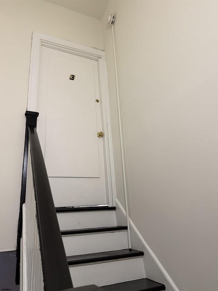 3812 Ventnor Ave Unit 3 - Photo 3 of 15