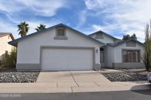 featured image of 9848 North Camino Vado
