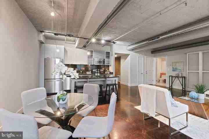 916 G St Nw Apt 602 #602 - Photo 3 of 11