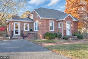 featured image of 4830 Woods Wharf Rd