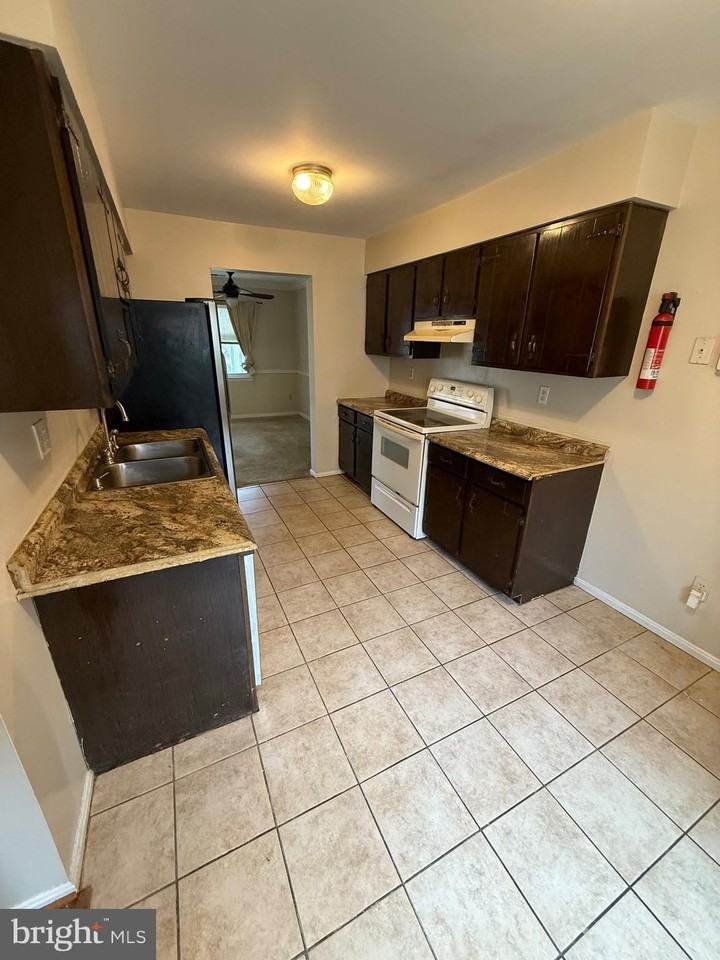 3361 Ryon Court - Photo 3 of 15