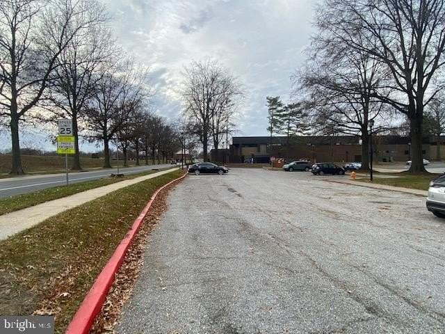 5860 Thunder Hill Rd Apt B2 #B2 - Photo 6 of 35