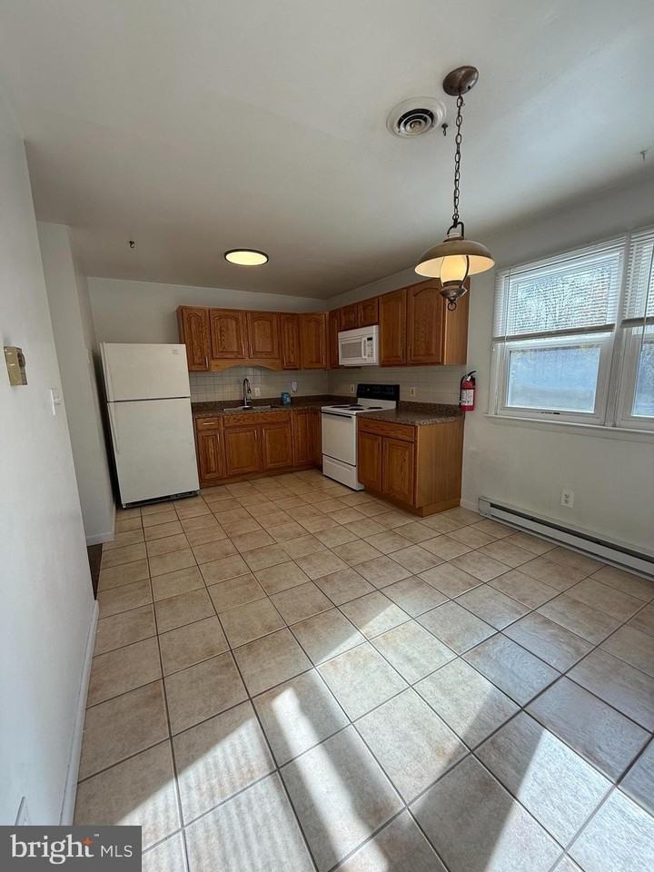 1123 Almond Road #2 - Photo 3 of 9