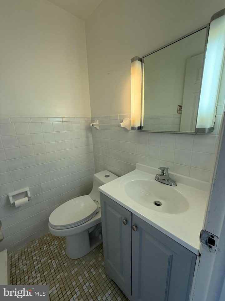 1123 Almond Road #2 - Photo 7 of 9