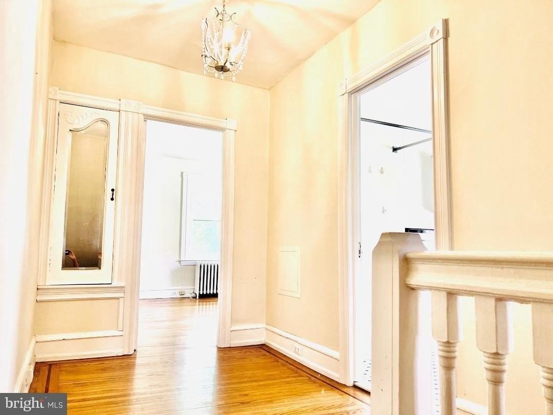 111 Chestnut Ave - Photo 5 of 24