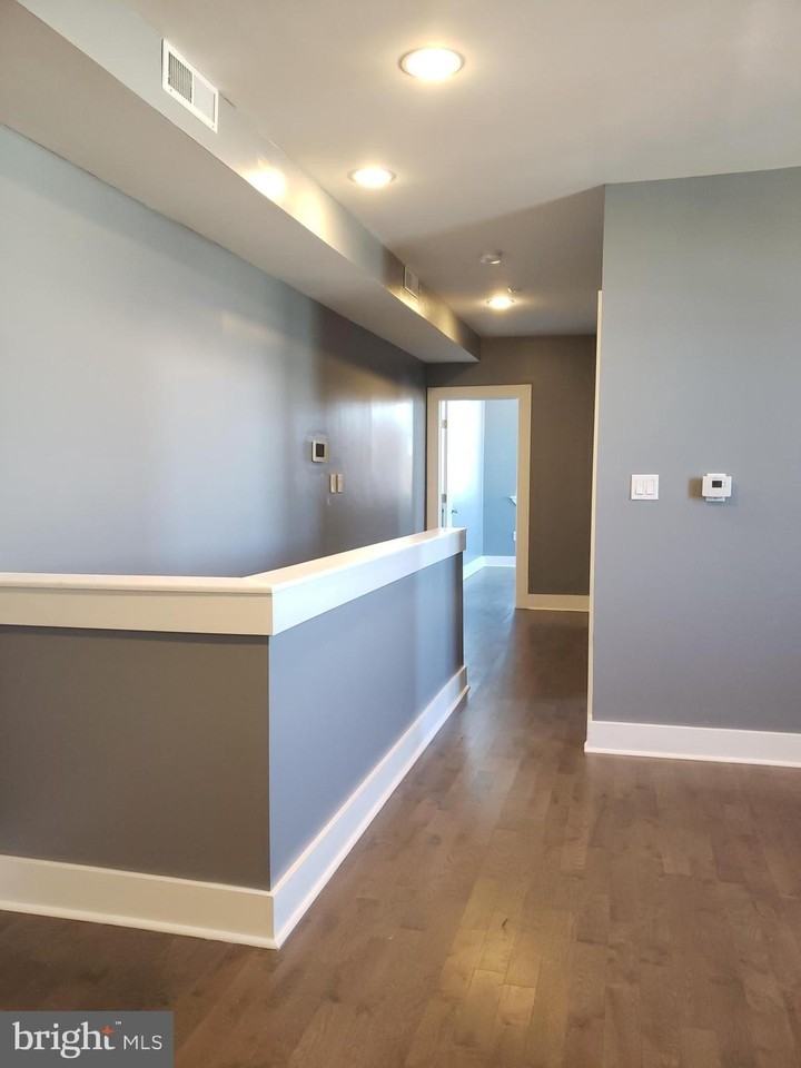 2001 S 17th St Fl 3 #FL3 - Photo 2 of 13