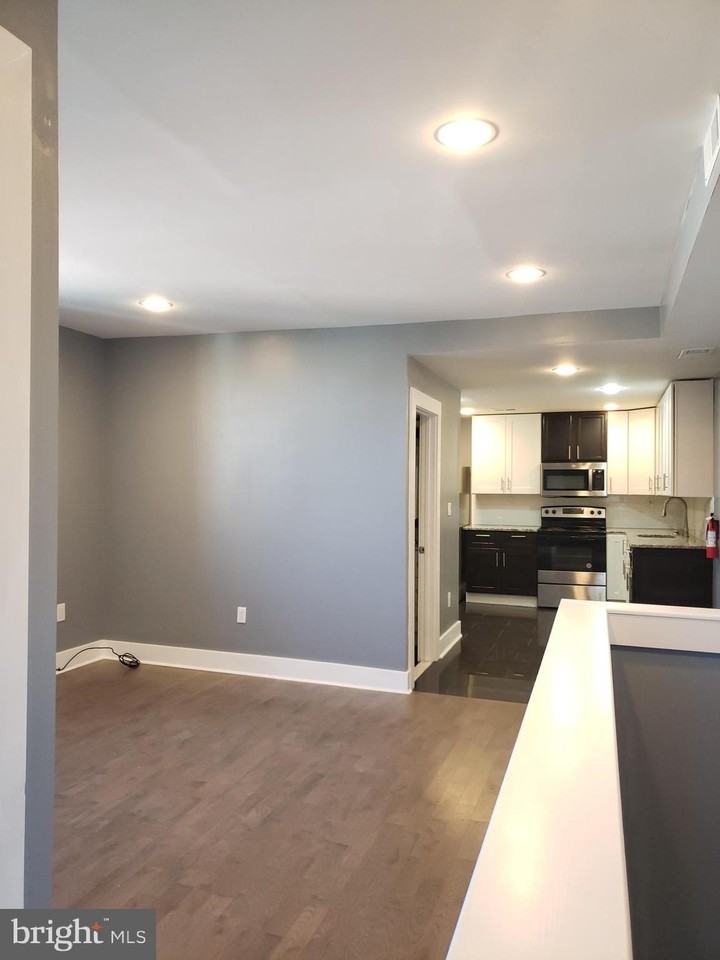 2001 S 17th St Fl 3 #FL3 - Photo 4 of 13