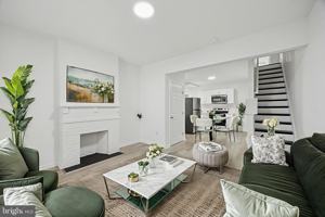 featured image of 452 Mechanic Street