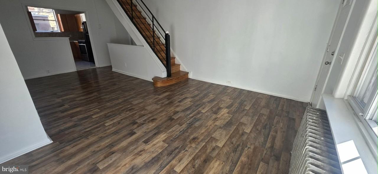 1405 S Etting St - Photo 4 of 27