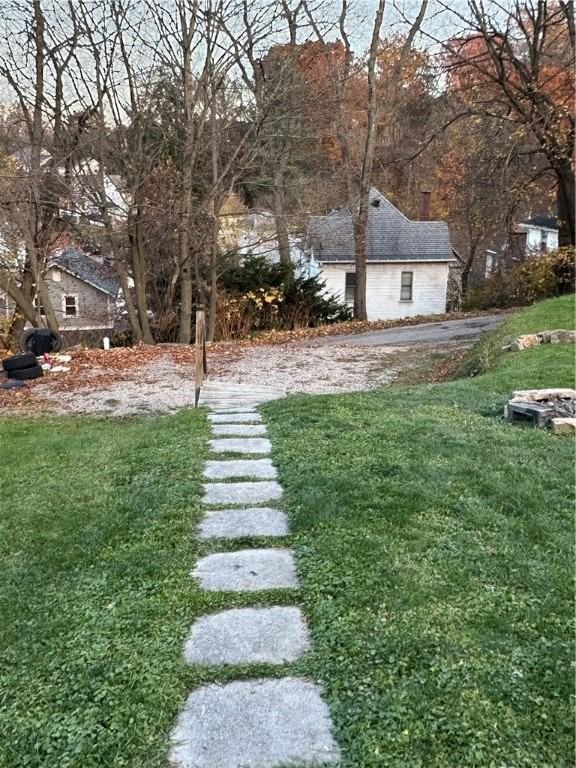 415 Fairview Ave - Photo 3 of 17