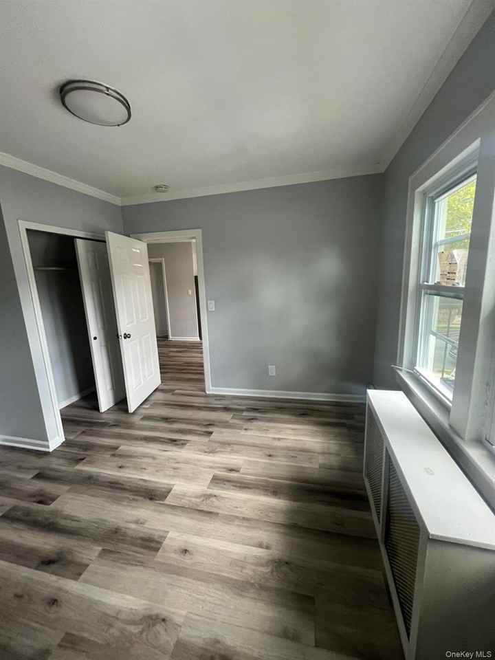 314 South 5th Avenue - Photo 3 of 10