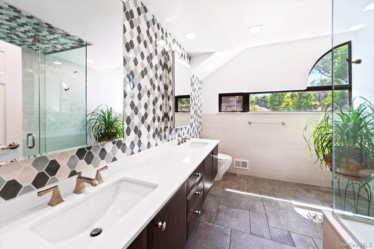 301 Old Cedar Road - Photo 6 of 33