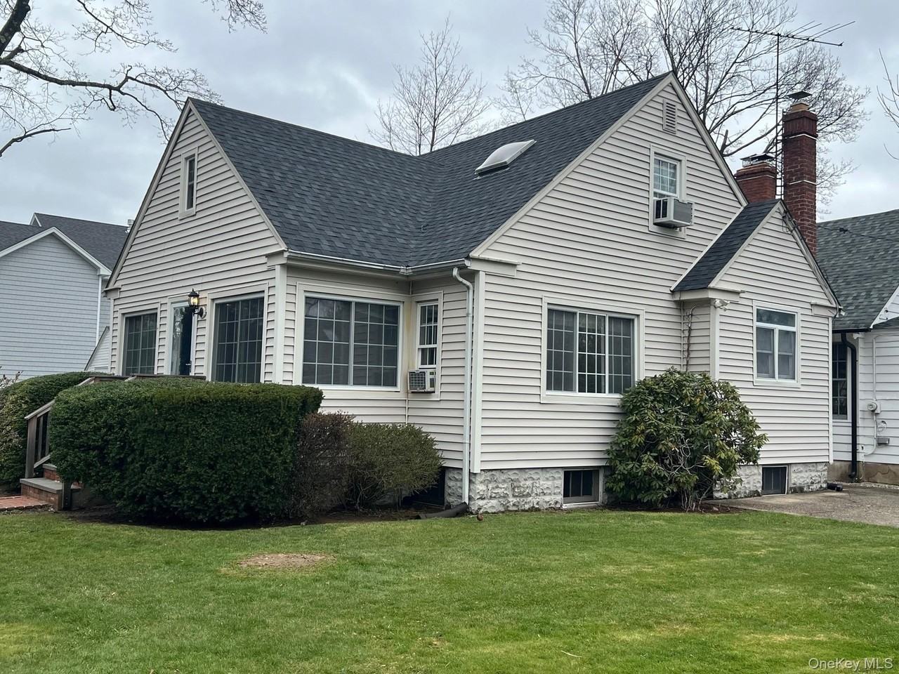 100 Grant Street - Photo 3 of 17