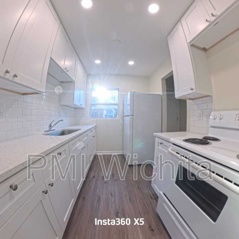 6165 E Boston St - Photo 5 of 12