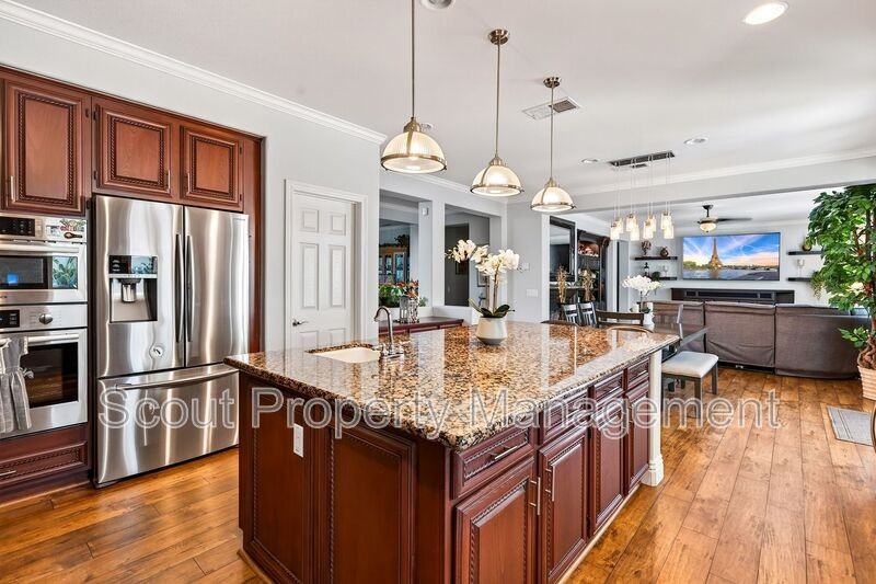 32778 Kendal Ct - Photo 2 of 42