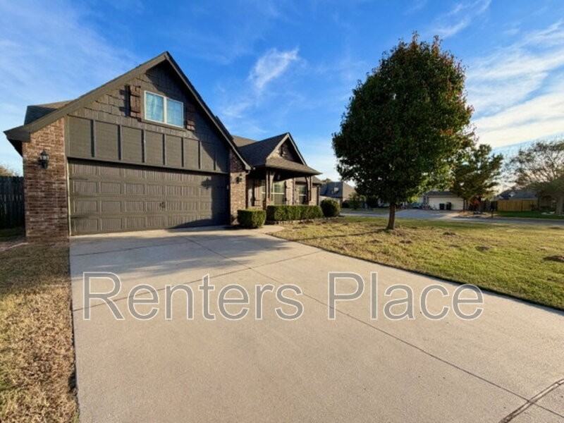 13771 S 88th East Ave - Photo 2 of 21