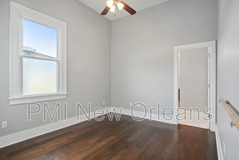 1225 Saint Ferdinand St - Photo 6 of 14