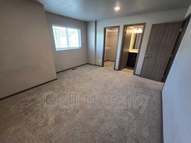 9618 E Nixon Ln - Photo 7 of 13