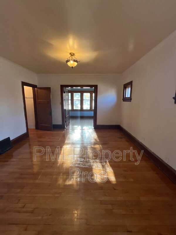 4572 Lower W Fond Du Lac Ave - Photo 2 of 8