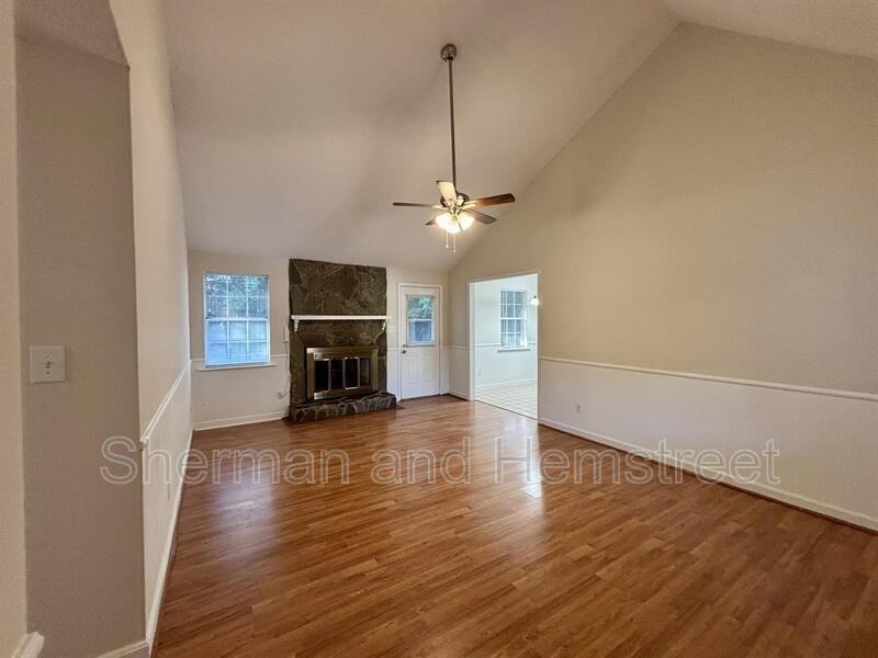 4391 Ridge Valley Dr - Photo 2 of 13