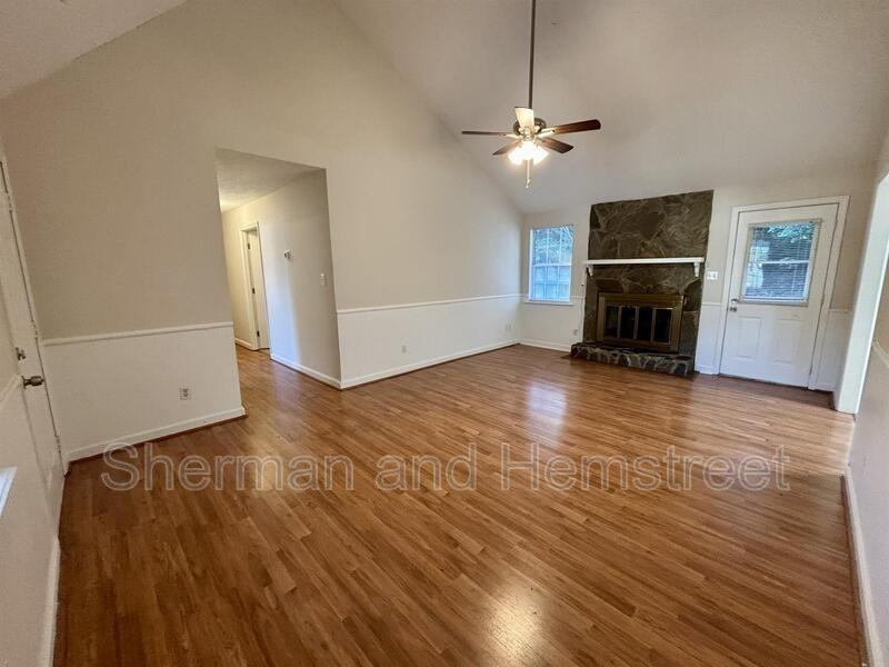 4391 Ridge Valley Dr - Photo 3 of 13