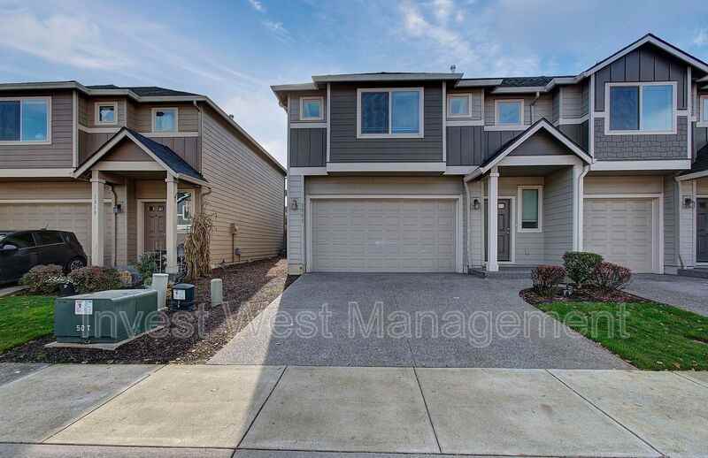 1311 Ne 82nd Dr - Photo 3 of 28