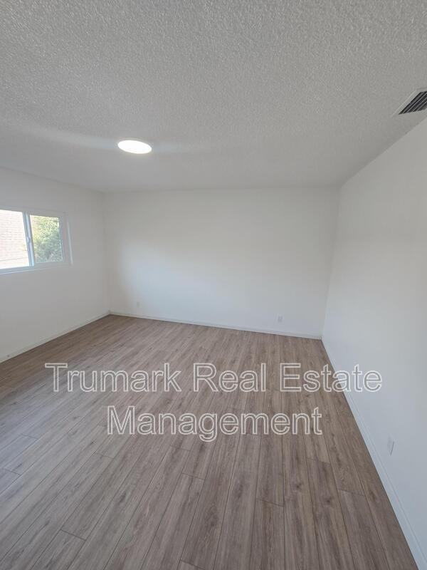 1705 Fremont Ave #3 - Photo 6 of 25