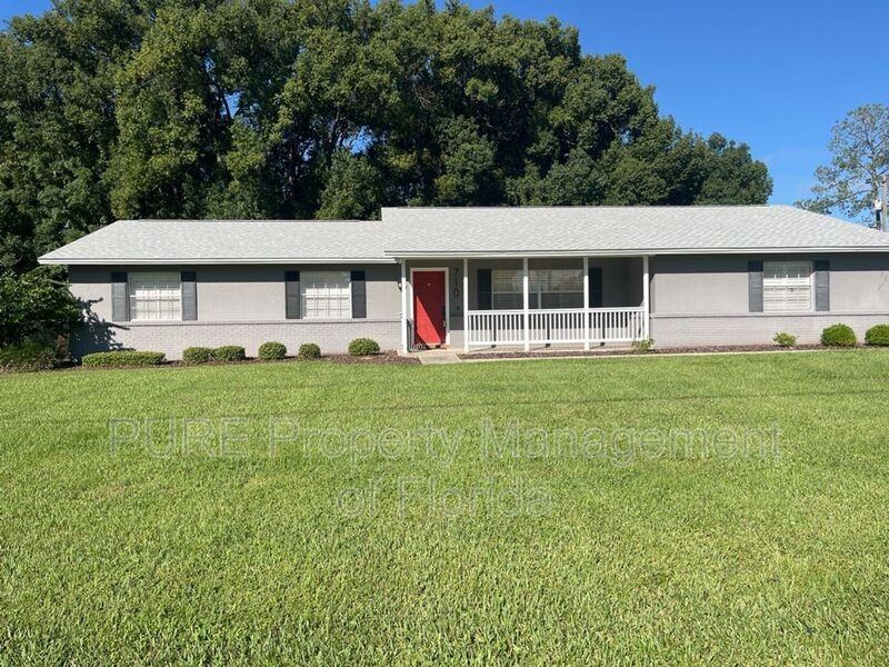 710 Ne 48th Avenue Rd - Photo 2 of 50