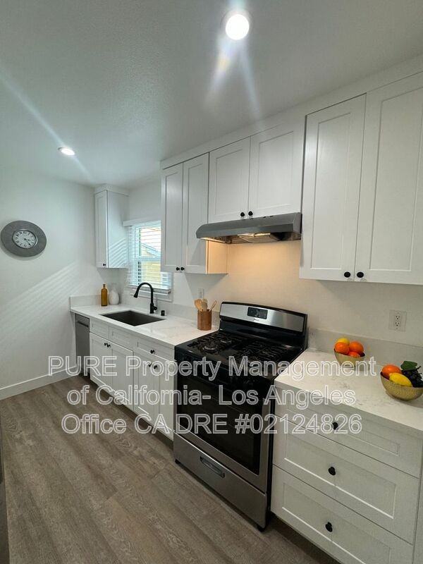 54 Ximeno Ave #6 - Photo 3 of 10