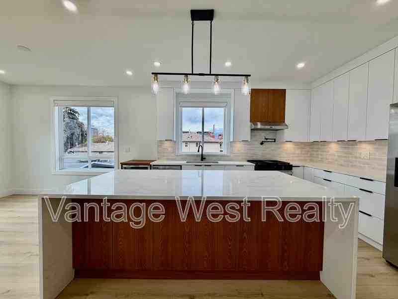 750 Raymer Ave - Photo 2 of 50