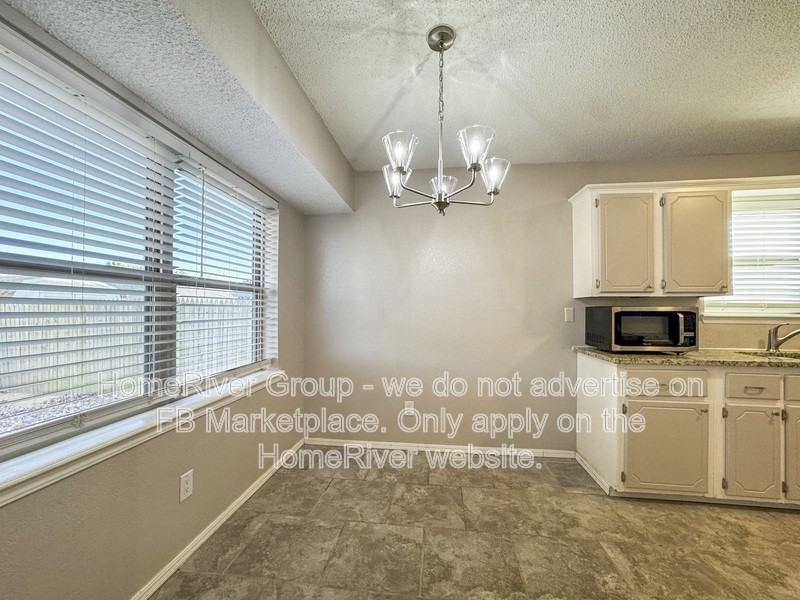 20 N Eastgate Dr - Photo 4 of 24